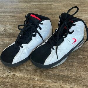 Shaq high top basketball shoes